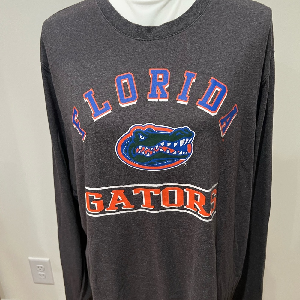 Florida Gators men’s brown, long sleeve T-shirt with logo XL